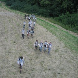 een paar nieuwe tussen de bekende gezichten - Scouts en Gidsen Zaventem 